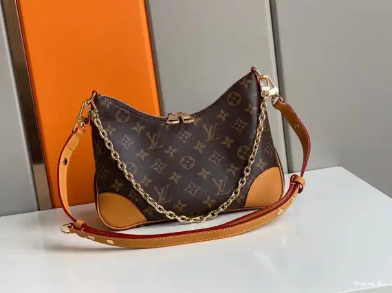 ODEON VUITTON LOUIS 0616